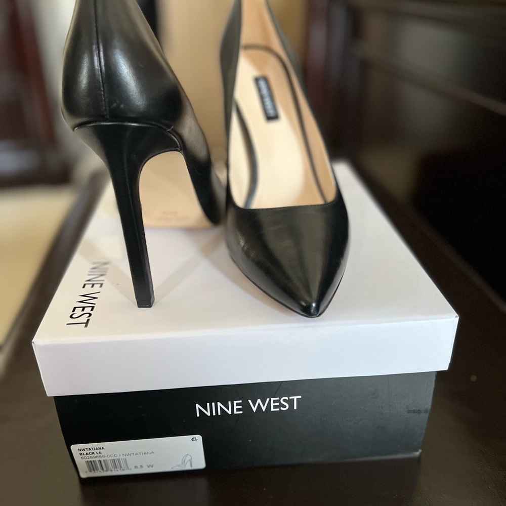Tatiana Pointy Toe Nine West Pumps